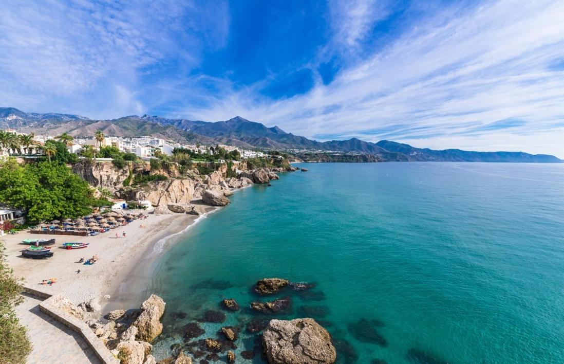 Colon Nerja Lägenhet Exteriör bild